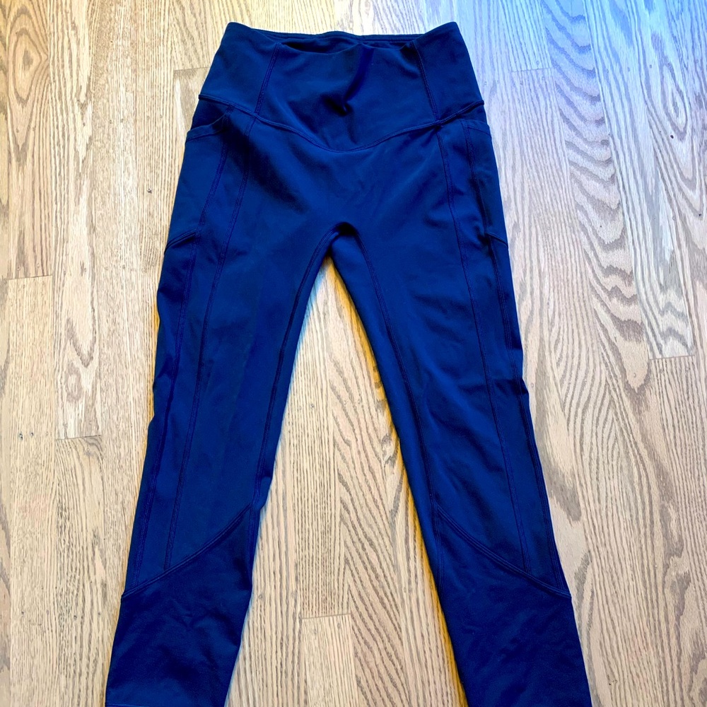 LULULEMON All the right places tights / Legging 23 inch